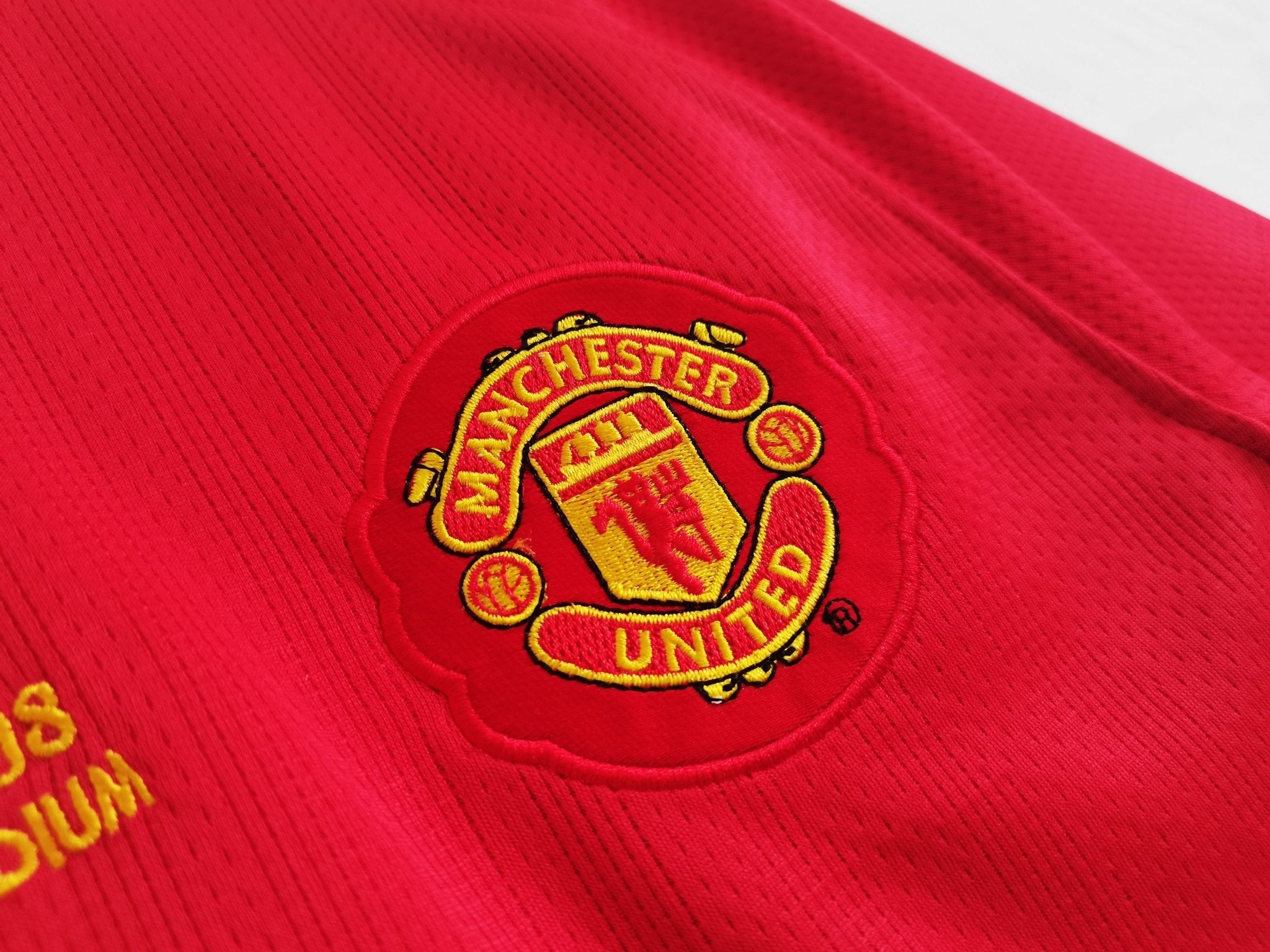 Manchester United Retro 2008 - JerseyFever